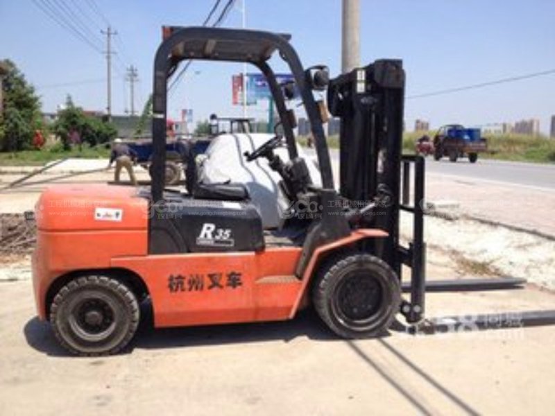 泉州液压叉车：制造业的秘密武器